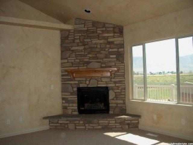 862 N 400 E, Tremonton, UT 84337 — photo 2