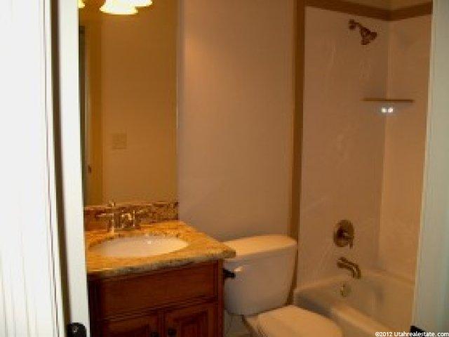862 N 400 E, Tremonton, UT 84337 — photo 4