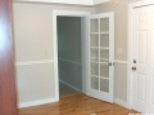2214 Oakridge Dr, Davis County, UT 84040 — photo 2
