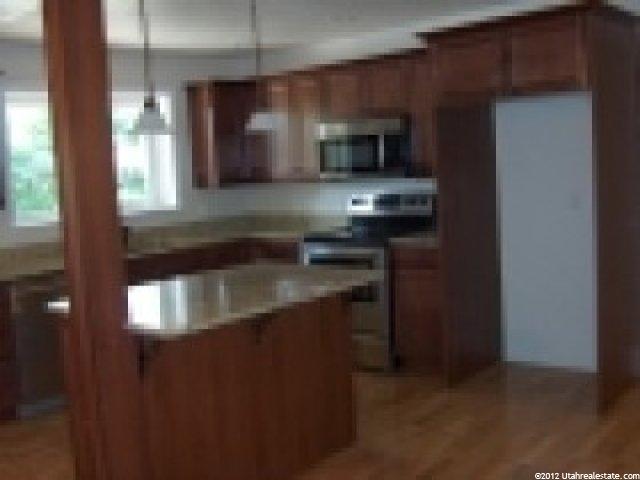 2214 Oakridge Dr, Davis County, UT 84040 — photo 3