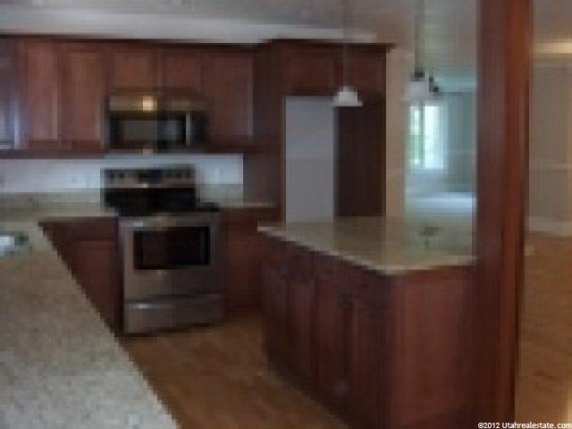 2214 Oakridge Dr, Davis County, UT 84040 — photo 5