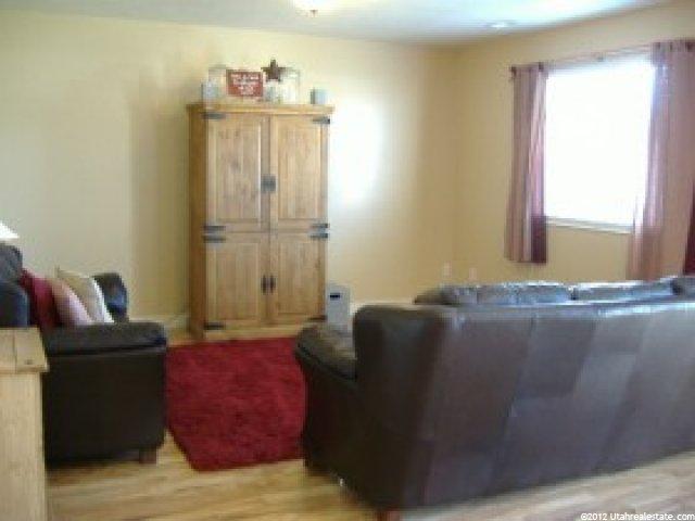 516 E 1925 S, Clearfield, UT 84015 — photo 6