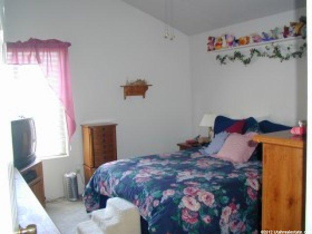 324 Willow Way, Pleasant View, UT 84414 — photo 12