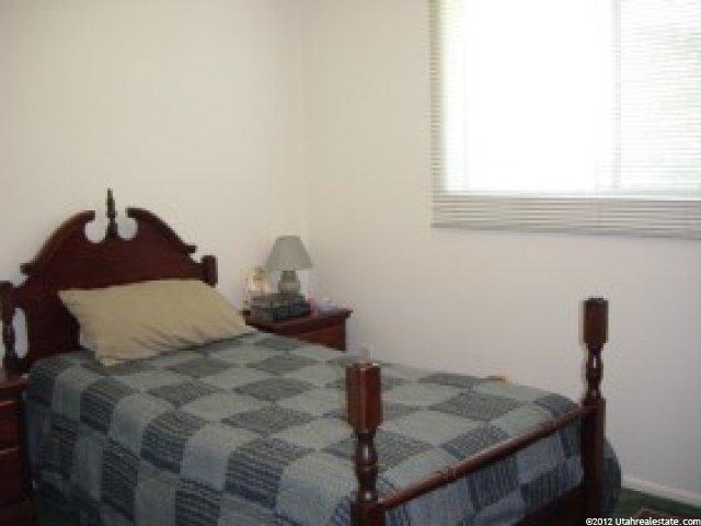 876 W 2400 N, Clinton, UT 84015 — photo 5