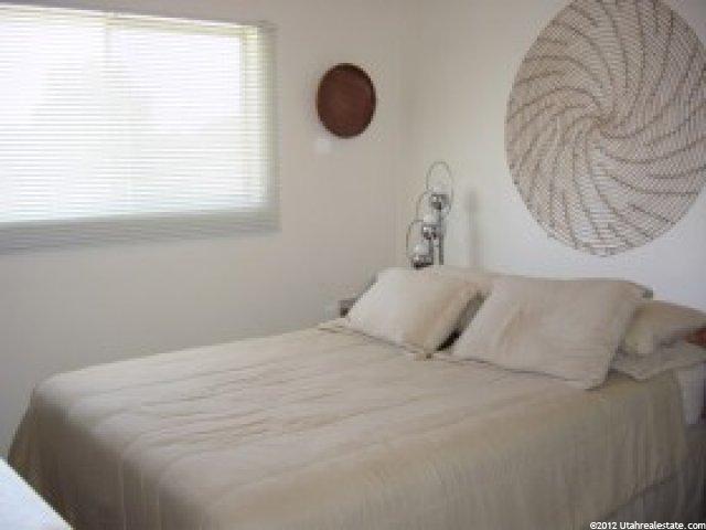 876 W 2400 N, Clinton, UT 84015 — photo 6