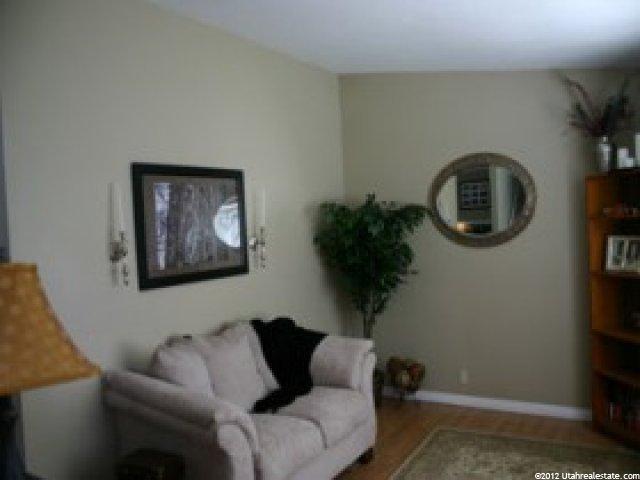 11305 Sandy Dunes Dr, Sandy, UT 84094 — photo 2