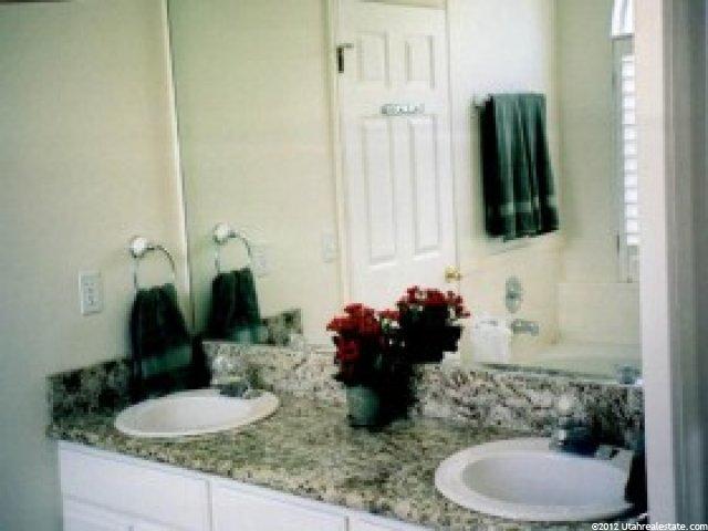 10818 Blossom Tree Ln, Sandy, UT 84070 — photo 6