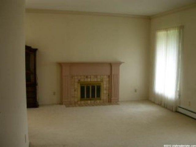 400 W Center St, Hyde Park, UT 84318 — photo 3