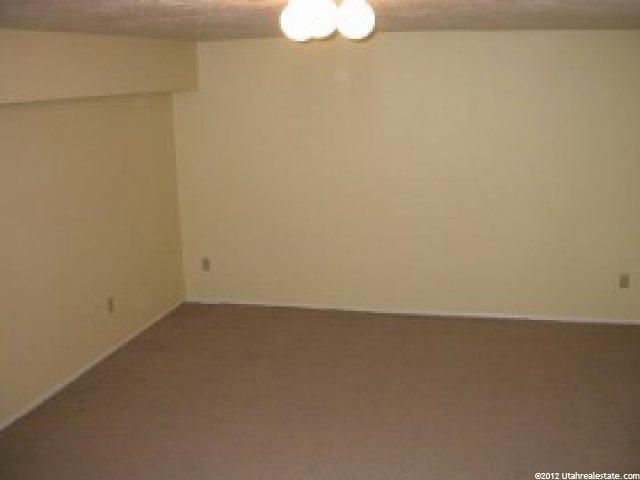 400 W Center St, Hyde Park, UT 84318 — photo 4
