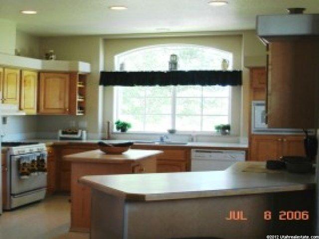 318 N 6700 W, West Warren, UT 84404 — photo 4