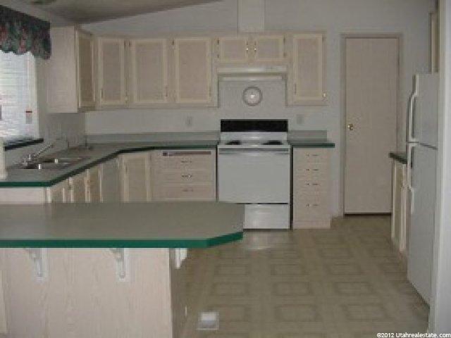 541 E 300 N, Nephi, UT 84648 — photo 2