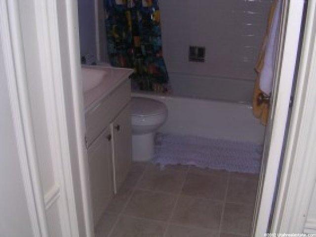 2220 E Murray Holladay Rd S, Holladay, UT 84117 — photo 4