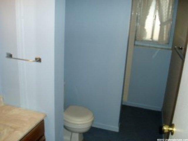 1066 W 2600 N, Clinton, UT 84015 — photo 9