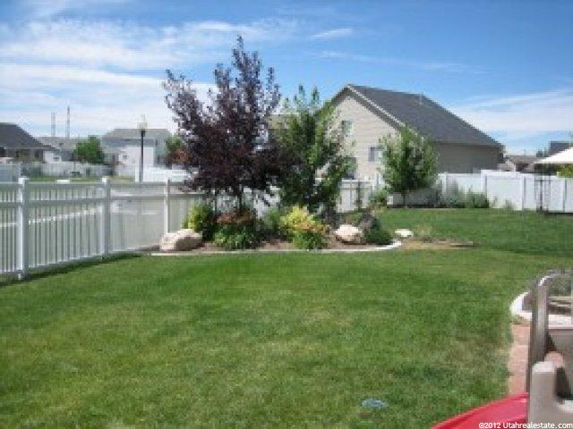 166 E 2325 S, Clearfield, UT 84015 — photo 2