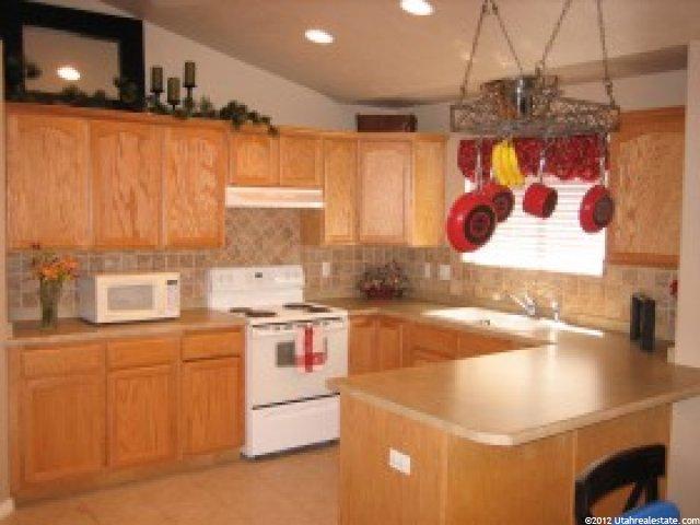 166 E 2325 S, Clearfield, UT 84015 — photo 3