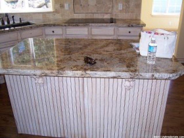 10885 S Lostwood Dr E, Sandy, UT 84092 — photo 7