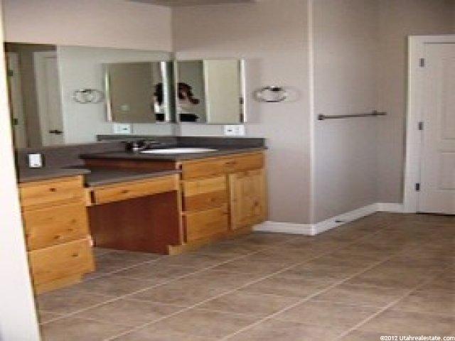 1939 E Longbrach Dr, Draper, UT 84020 — photo 6