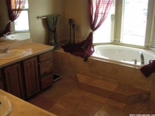 1226 N 2575 E, Layton, UT 84040 — photo 6
