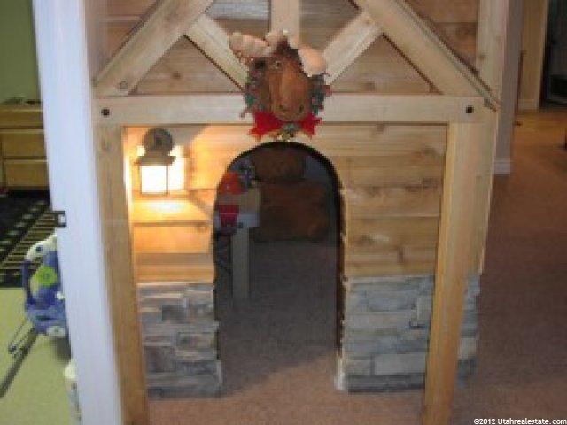 1226 N 2575 E, Layton, UT 84040 — photo 10