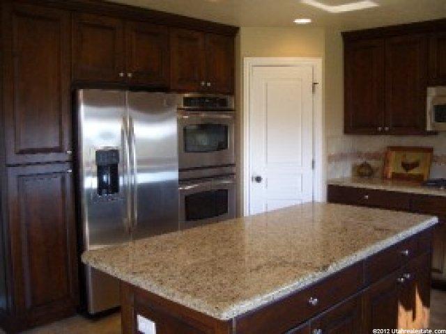 981 N 2325 W, Layton, UT 84041 — photo 2