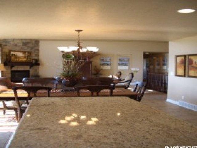 981 N 2325 W, Layton, UT 84041 — photo 3