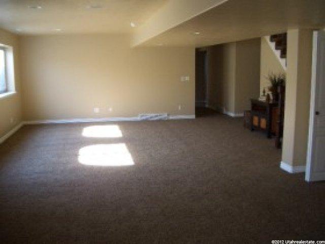 981 N 2325 W, Layton, UT 84041 — photo 8