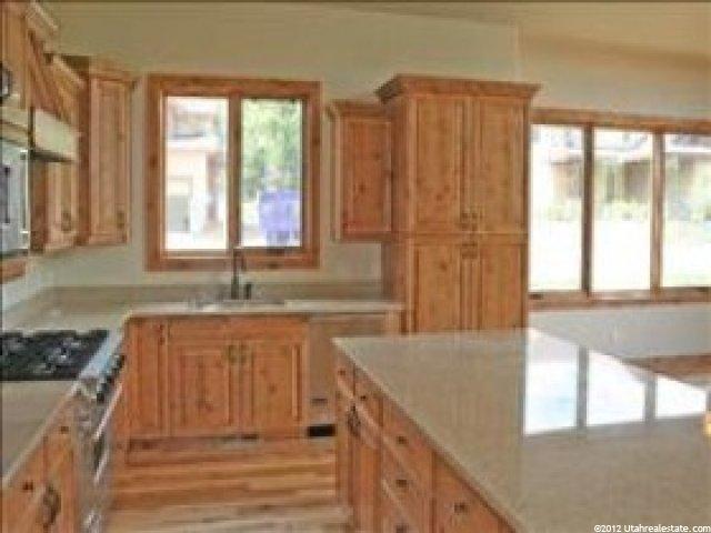 668 W St Andrews Dr, Midway, UT 84049 — photo 2