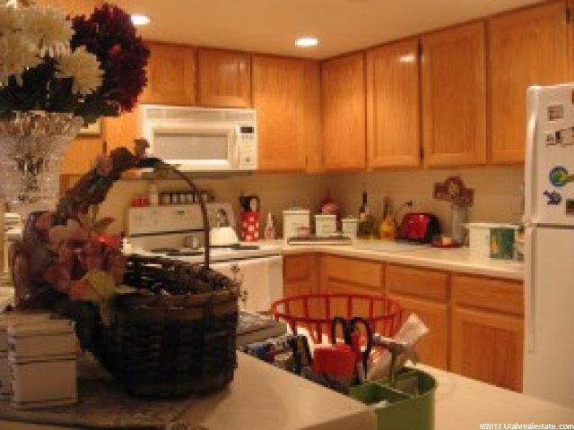 490 E 700 S #C-30, Clearfield, UT 84015 — photo 5