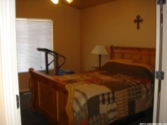 2555 W 4050 S, Roy, UT 84067 — photo 5
