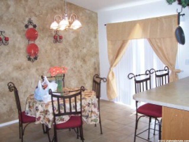 1669 N 2475 W, Clinton, UT 84015 — photo 8