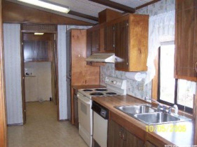 219 E Biltmore Ave, Murray, UT 84107 — photo 8