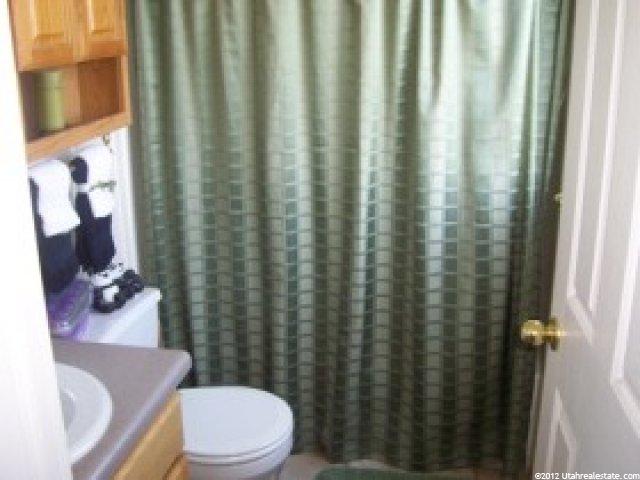 122 E 2325 S, Clearfield, UT 84015 — photo 11