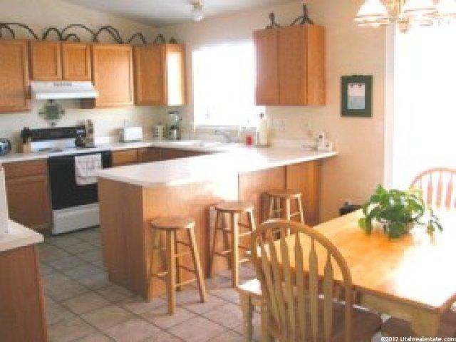 216 W 1800 S, Clearfield, UT 84015 — photo 3