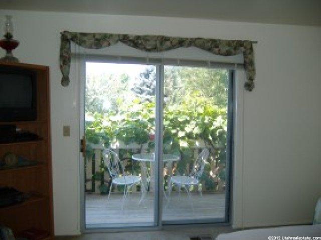 8232 Marion View Cir, Sandy, UT 84094 — photo 7