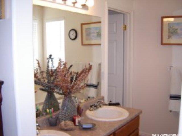 1446 N 2375 W, Layton, UT 84041 — photo 3