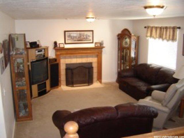 1446 N 2375 W, Layton, UT 84041 — photo 4