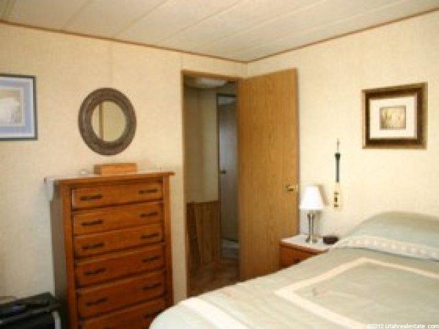 730 Dinivan St, North Salt Lake, UT 84054 — photo 8