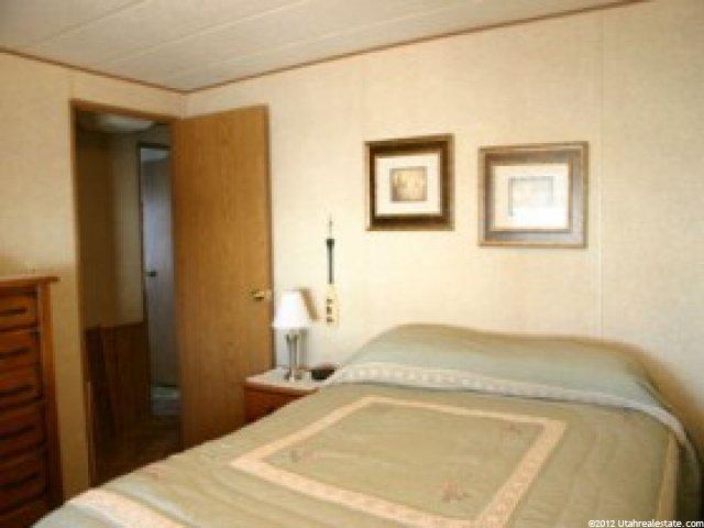 730 Dinivan St, North Salt Lake, UT 84054 — photo 9