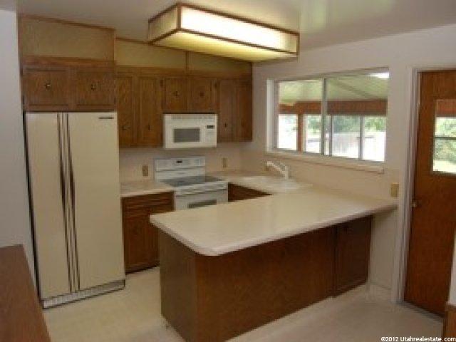 833 E Mar Jane Ave, Murray, UT 84107 — photo 9