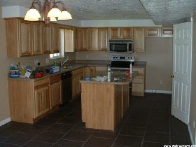 4225 S 5900 W, Hooper, UT 84315 — photo 2
