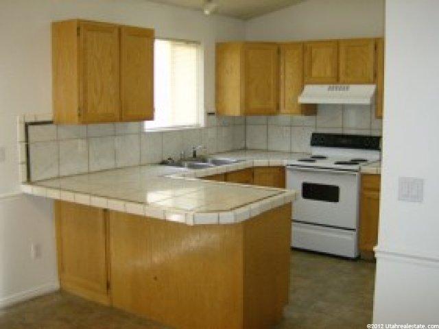 812 Meadow View Dr, Ogden, UT 84404 — photo 5