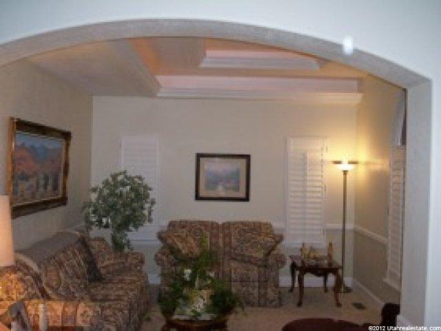 385 W 200 N, Bountiful, UT 84010 — photo 4