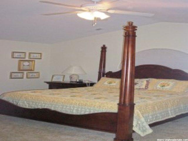 385 W 200 N, Bountiful, UT 84010 — photo 5