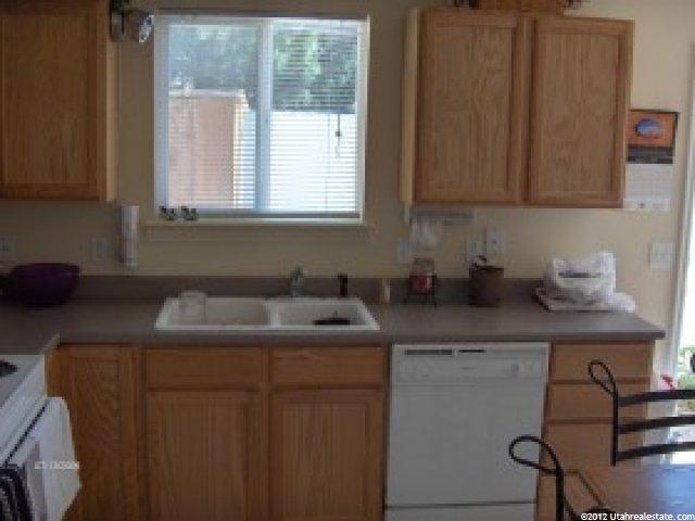 426 E 2050 N, North Ogden, UT 84414 — photo 2