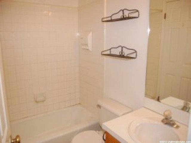 499 N 200 W #27, Bountiful, UT 84010 — photo 6