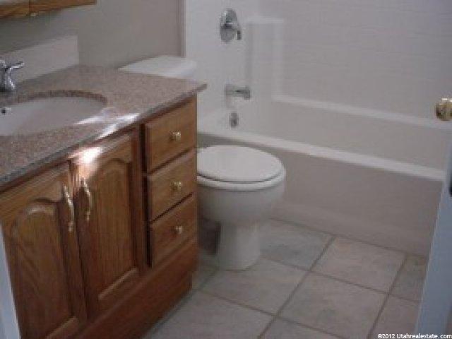 318 E 3725 N, North Ogden, UT 84414 — photo 4