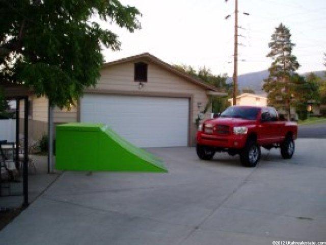 373 E 2450 S, Bountiful, UT 84010 — photo 9