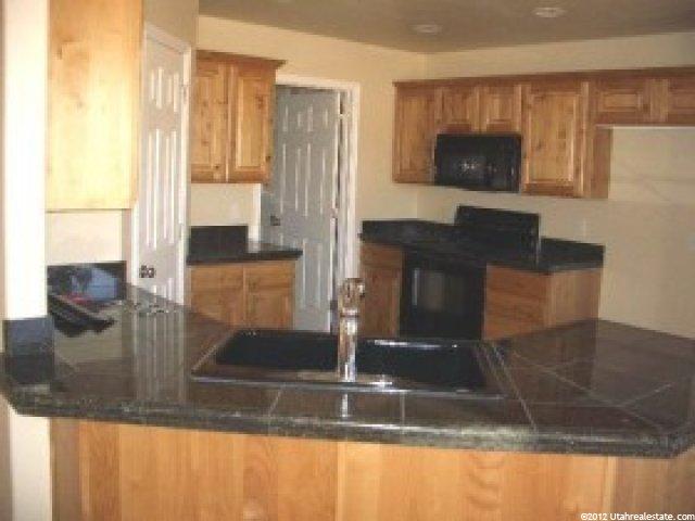 656 W 3550 S, Riverdale, UT 84405 — photo 3