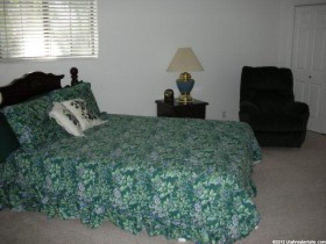 403 S 1400 E, Fruit Heights, UT 84037 — photo 9