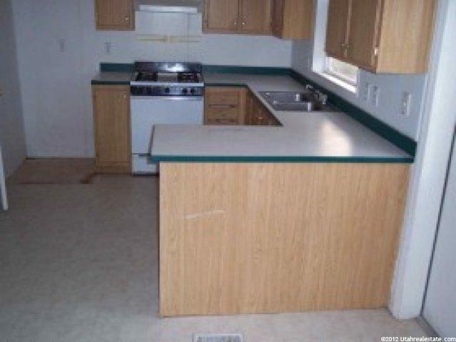 53 E Cherry St, Grantsville, UT 84029 — photo 2